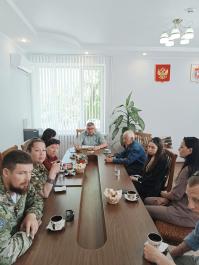 Встреча семей погибших участников СВО с руководителями Черноморского района